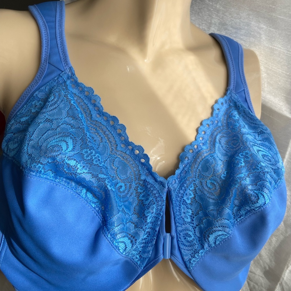 44E Glamorise Blue Plunge front closure bra
